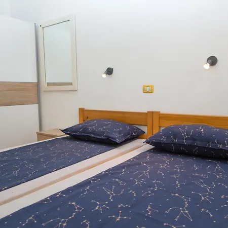 Apartment Quiet Amber Pula